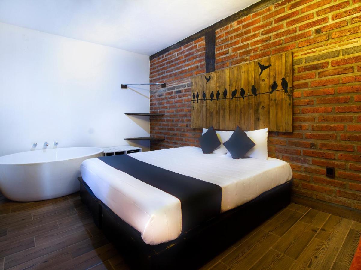 Hotel Cabanas Azul Tequilana Arandas エクステリア 写真