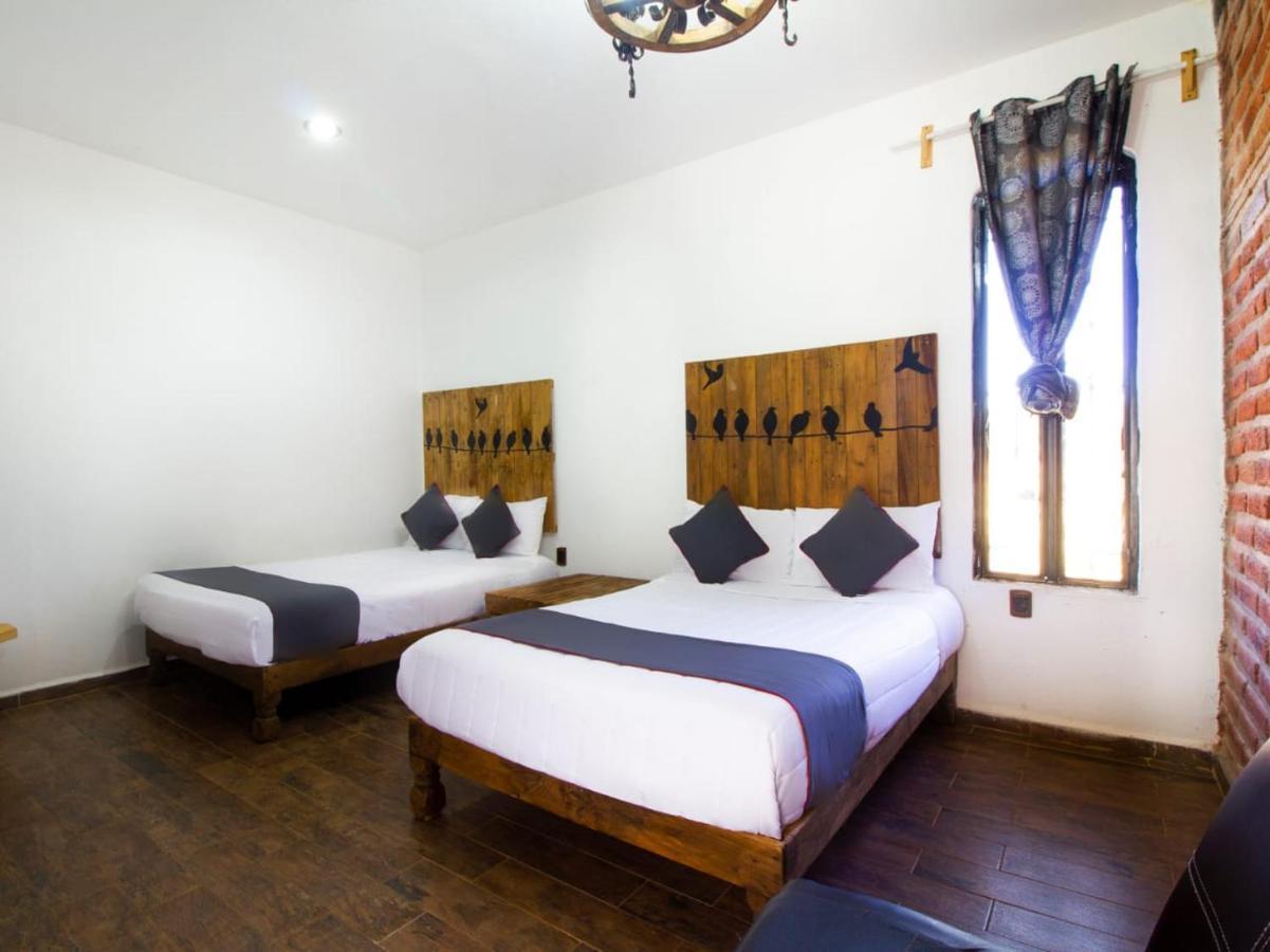 Hotel Cabanas Azul Tequilana Arandas エクステリア 写真